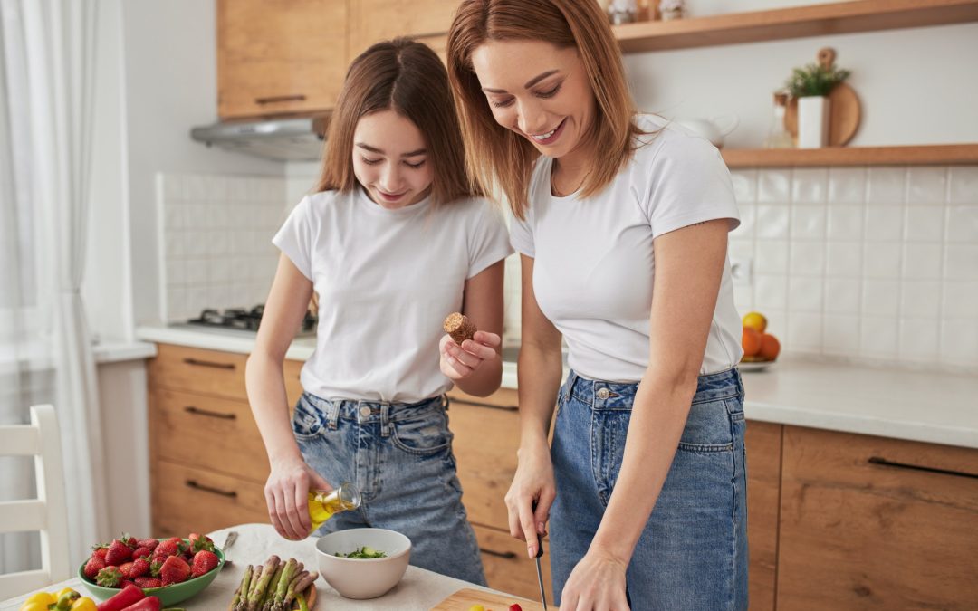 Fashion in Tandem: Exploring the Mother-Daughter Style Connection